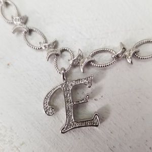 E crystal necklace silver